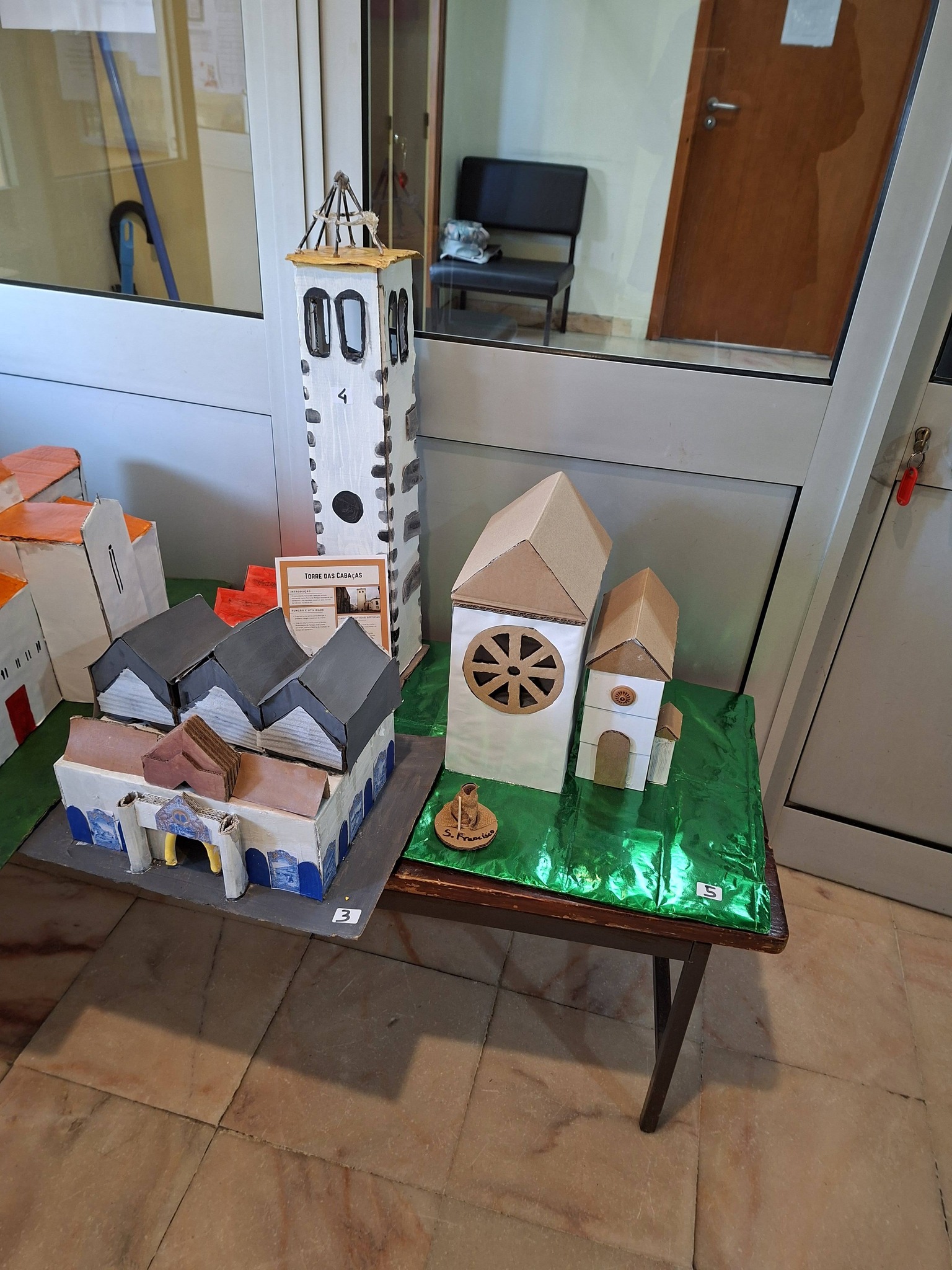 Exposição de maquetas de monumentos de Santarém